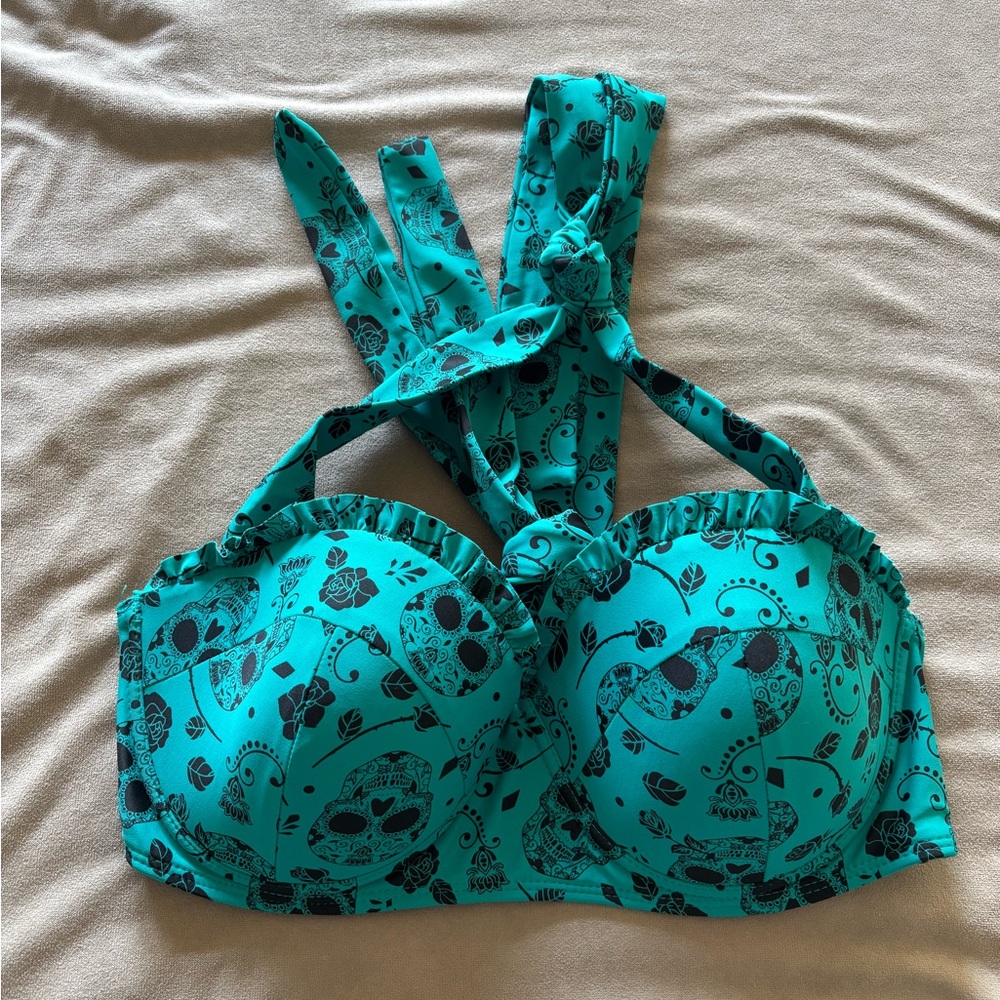 Midnight Hour Hot Topic Sugar Skull Rose Bikini Set Whimsigoth - Picture 4 of 6